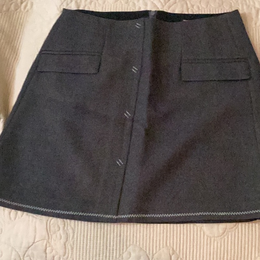 Theory skirt brand new